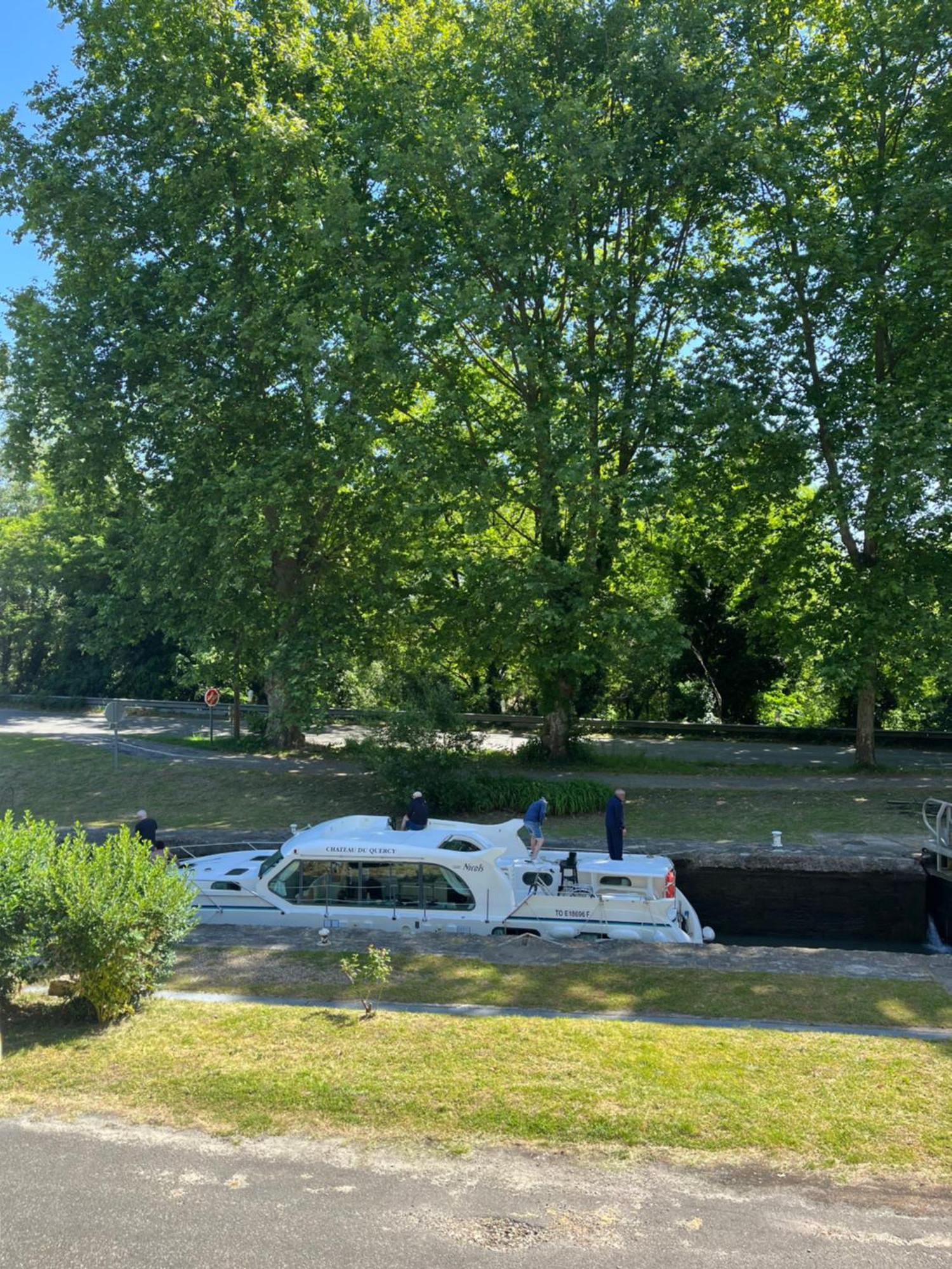 Maison Eclusiere Le Coup De Pompe Meilhan-sur-Garonne Ngoại thất bức ảnh